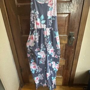 Floral Sleeveless Maxi Dress